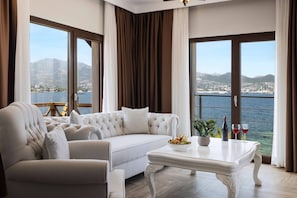 Ropa de cama de alta calidad, colchones Select Comfort y minibar