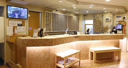 Shinjuku Kuyakusho-mae Capsule Hotel