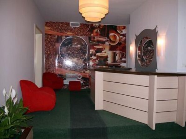 Lobby - Seven Hotel (Tirana)