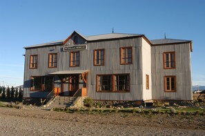 Front of property - Patagonia Rebelde (El Calafate)