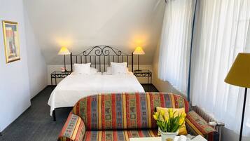 Apartment (2 Adults) | Select Comfort beds, in-room safe, individually furnished