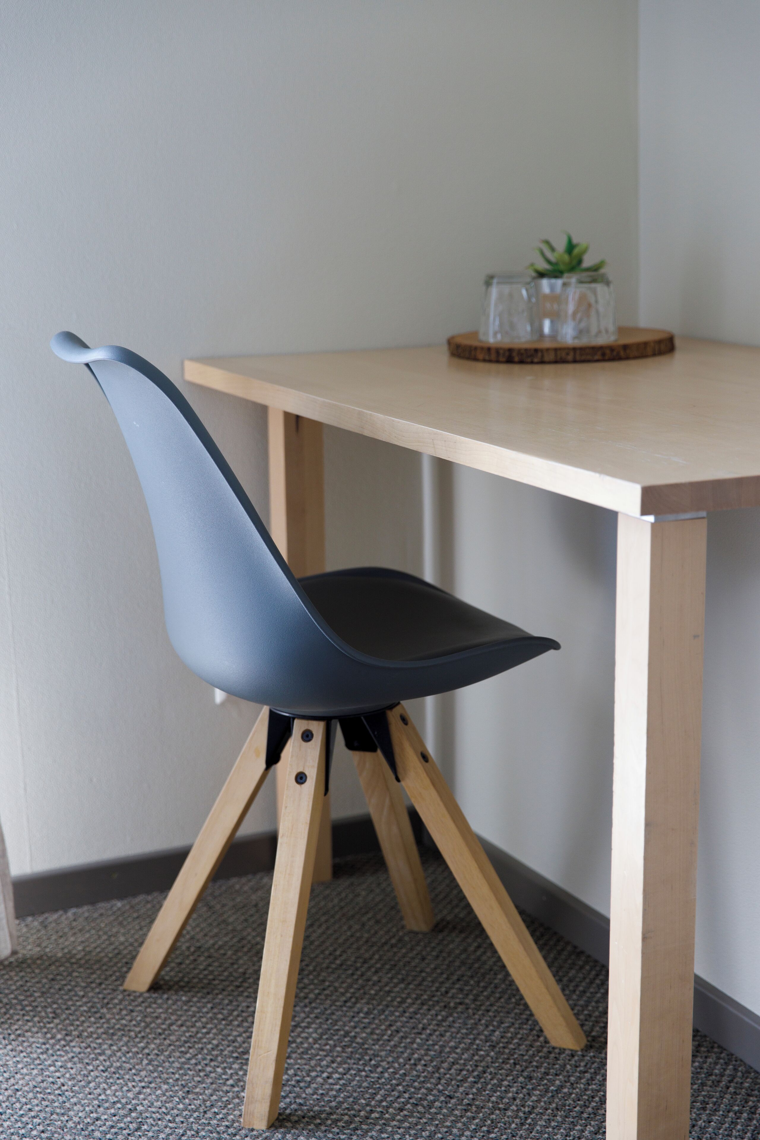 double room | living area | tv