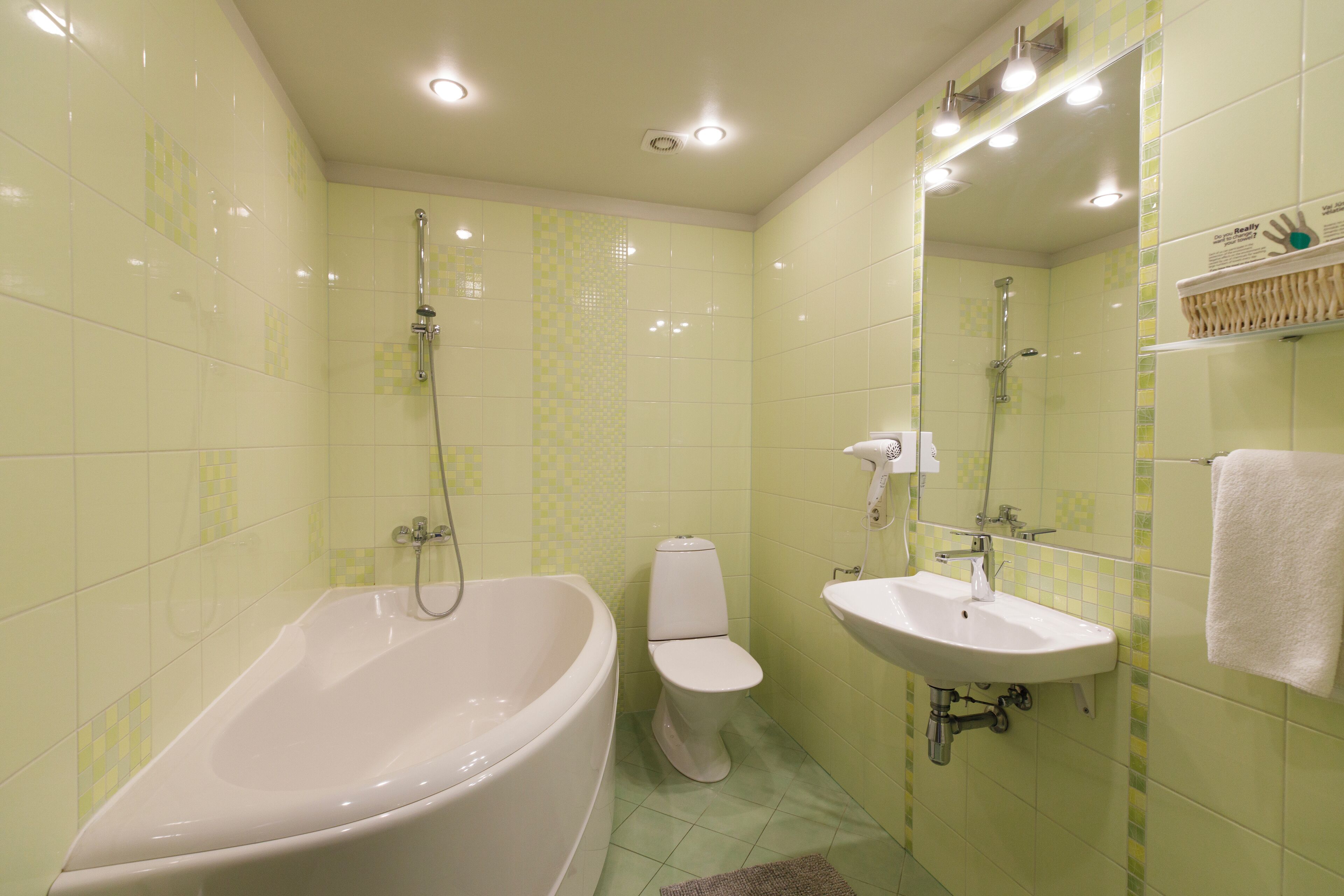 junior suite | bathroom | hair dryer, towels, soap, shampoo