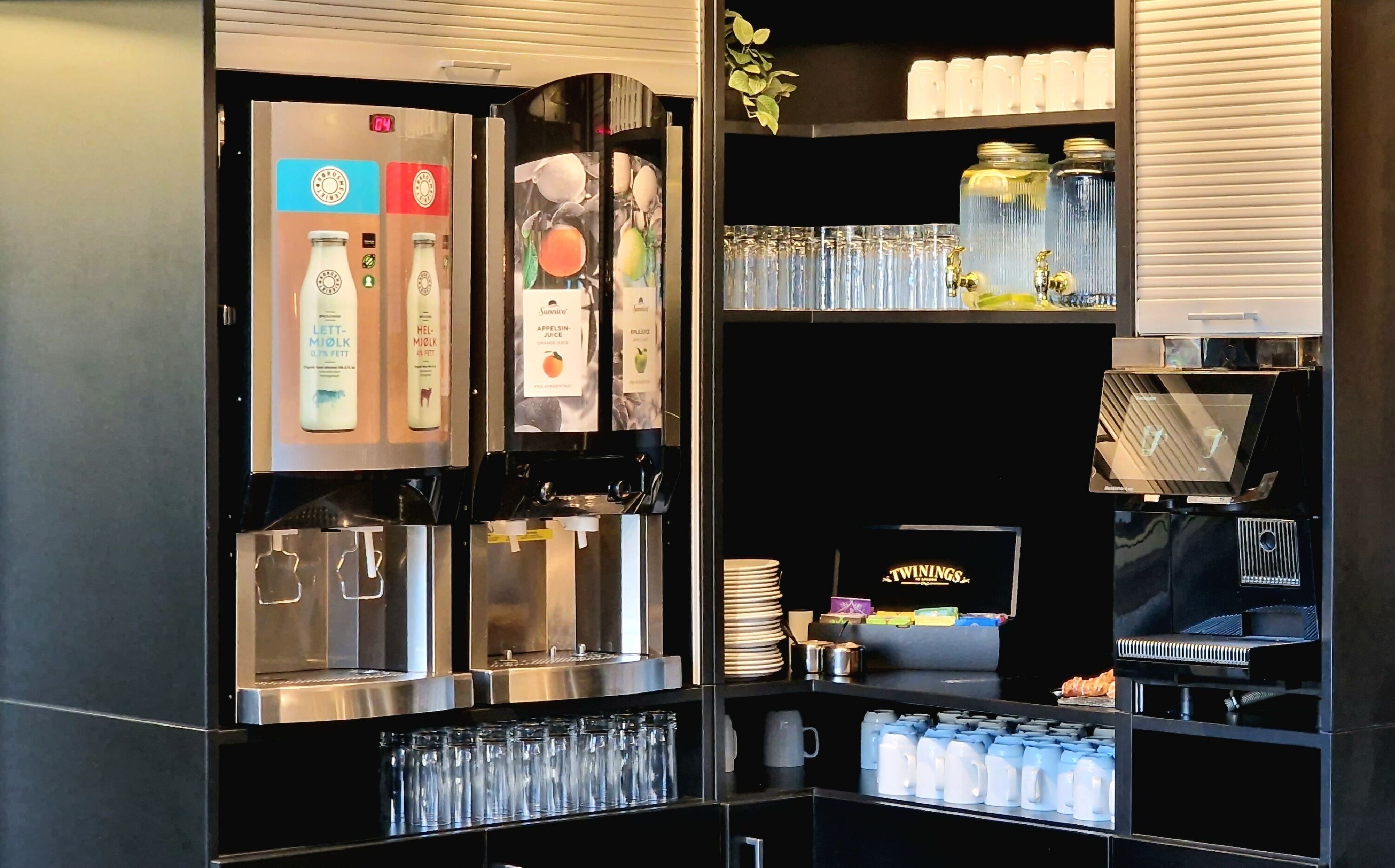 free daily continental breakfast