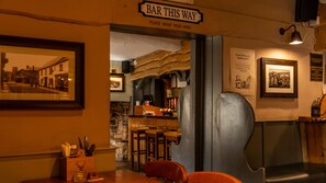 Bar (on property) - The Exeter Inn (Tiverton)