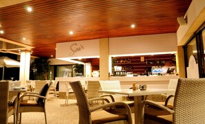 Bar (on property) - Hotel Golf Santa Ponsa (Calvia)