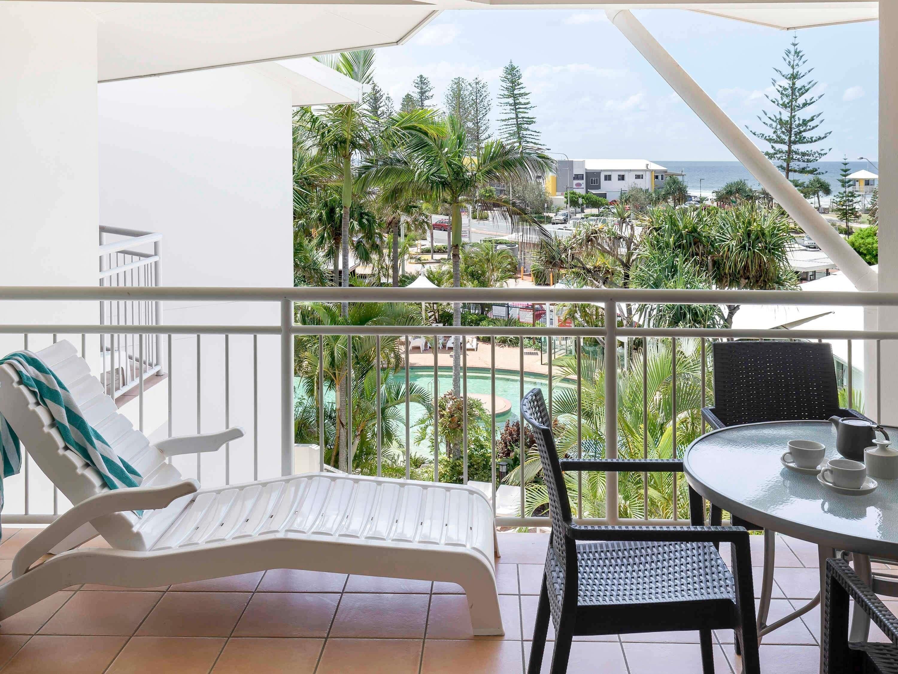 Room, 1 Bedroom, Pool View | Iron/ironing board, WiFi, bed sheets