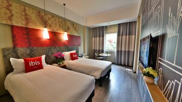 In-room safe, desk, iron/ironing board, free WiFi