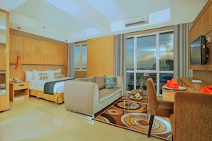 Coffres-forts dans les chambres, bureau, rideaux occultants