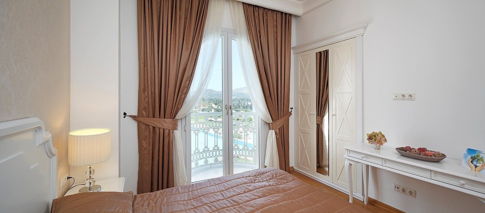 villa swim up | 1 bedroom, minibar, in-room safe, individually decorated