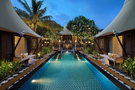 1 habitación, ropa de cama de alta calidad, cubrecamas y minibar