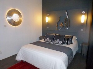 In-room safe, individually furnished, soundproofing, iron/ironing board