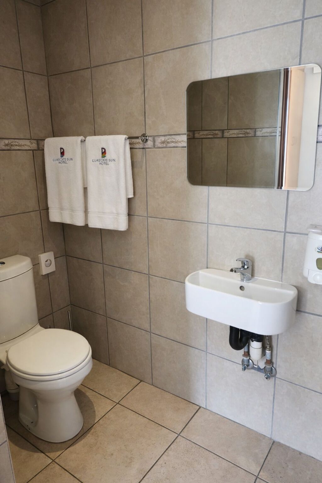 Badkamer met wastafel
