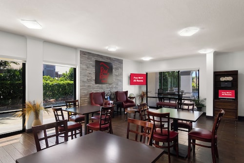 Red Roof Inn Kingsland