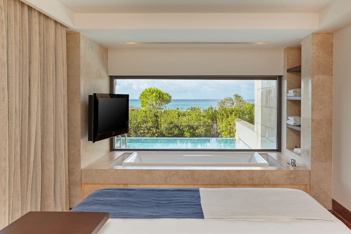 Grand Suite, 1 Bedroom, Sea View (Grand Infinity) | Beach/ocean view