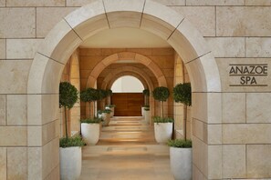 Couples treatment rooms, sauna, hot tub, steam room, body treatments - The Romanos, a Luxury Collection Resort, Costa Navarino (Trifylia)