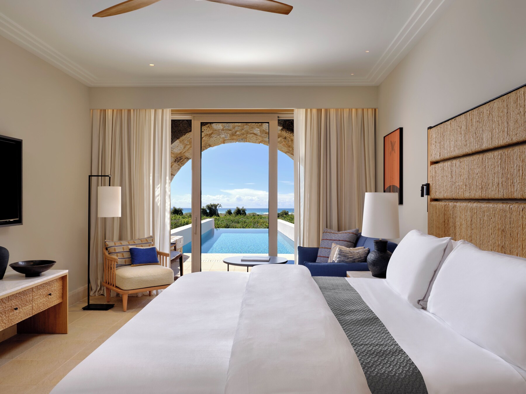Premium Infinity Room, 1 King Bed, Non Smoking, Sea View (Private Pool) | Beach/ocean view
