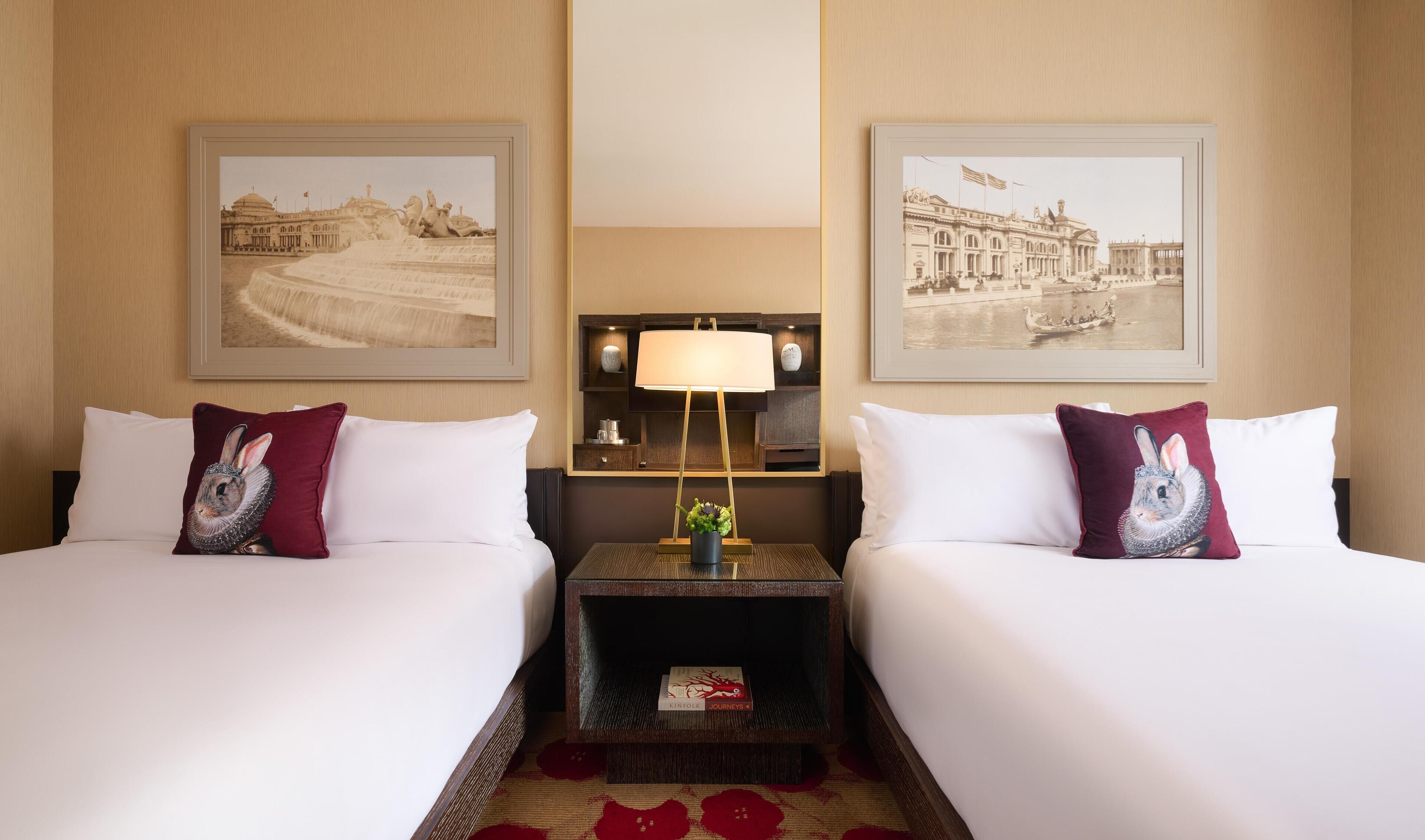 Minibar, Zimmersafe, individuell dekoriert, individuell eingerichtet