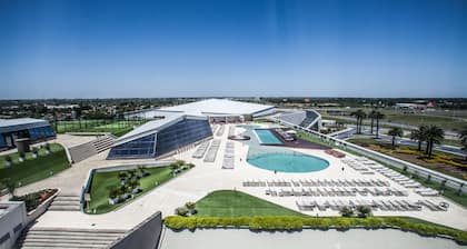 Pullman Rosario City Center Hotel
