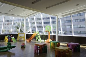 Children’s play area – indoor
