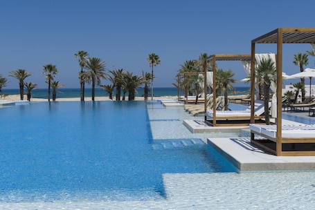 外观. 图尔卡莱夫酒店