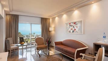 Svit (Prestige) | Minibar, vÀrdeförvaringsskÄp pÄ rummet och mörklÀggningsgardiner