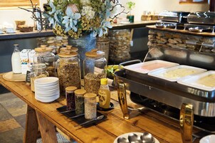 Free daily buffet breakfast
