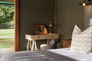 Premium bedding, minibar, in-room safe, desk