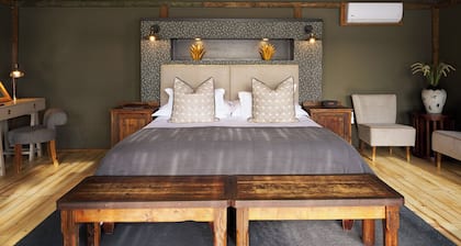 Buffelsdrift Game Lodge