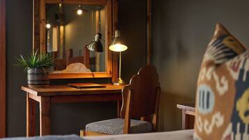 Premium bedding, minibar, in-room safe, desk