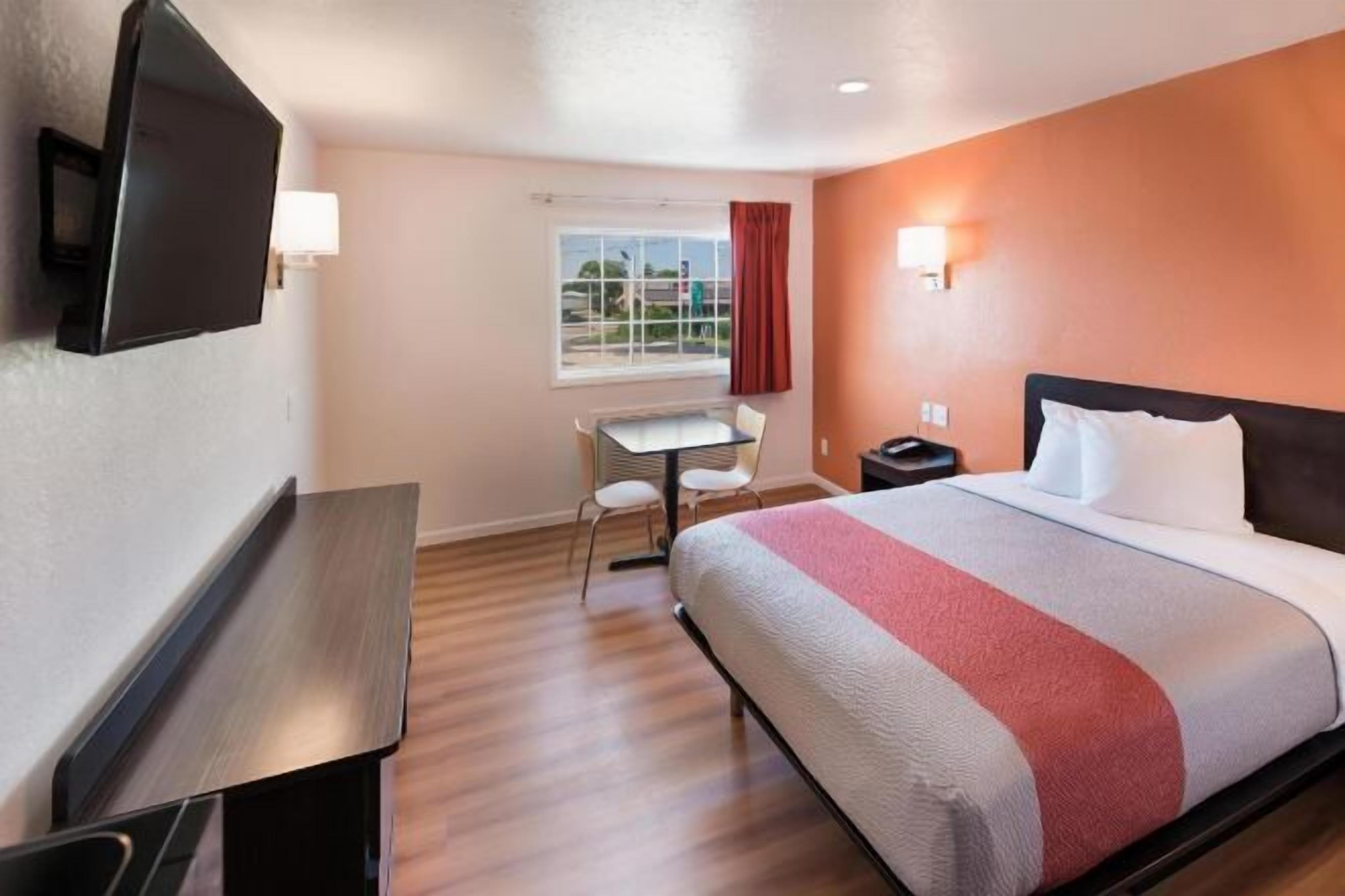 Wi-Fi gratuit, draps fournis