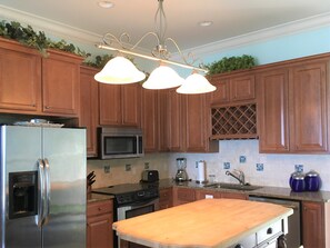 Interior - Mermaid Reef Villa #2 by Living Easy Abaco (Marsh Harbour)