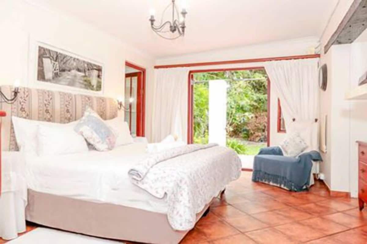 Suite (Rose) | 1 slaapkamer, hypoallergeen beddengoed, een kluis op de kamer