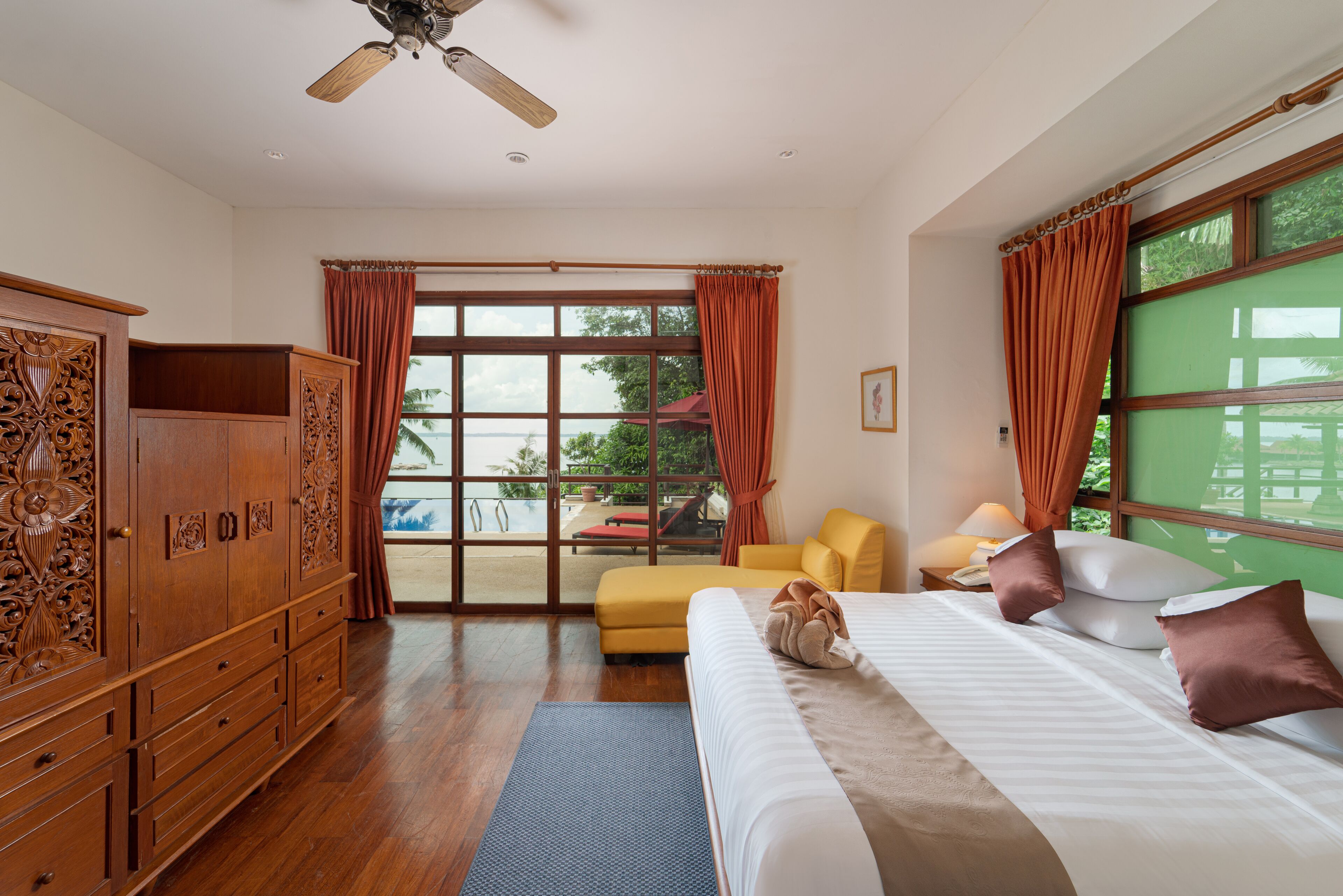 3-bedroom sea front private pool villa | 2 bedrooms, premium bedding, minibar, in-room safe
