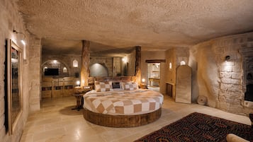 Premium bedding, minibar, in-room safe, soundproofing