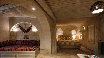 Premium bedding, minibar, in-room safe, soundproofing