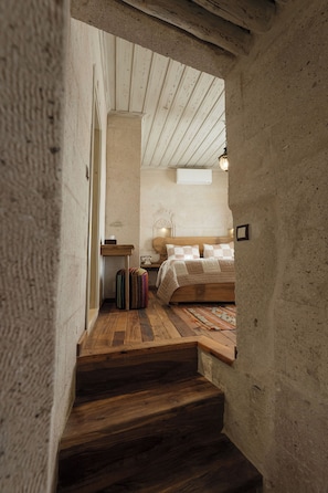 Suite | Premium bedding, minibar, in-room safe, individually decorated