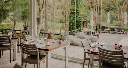 Aan de Oever Guesthouse