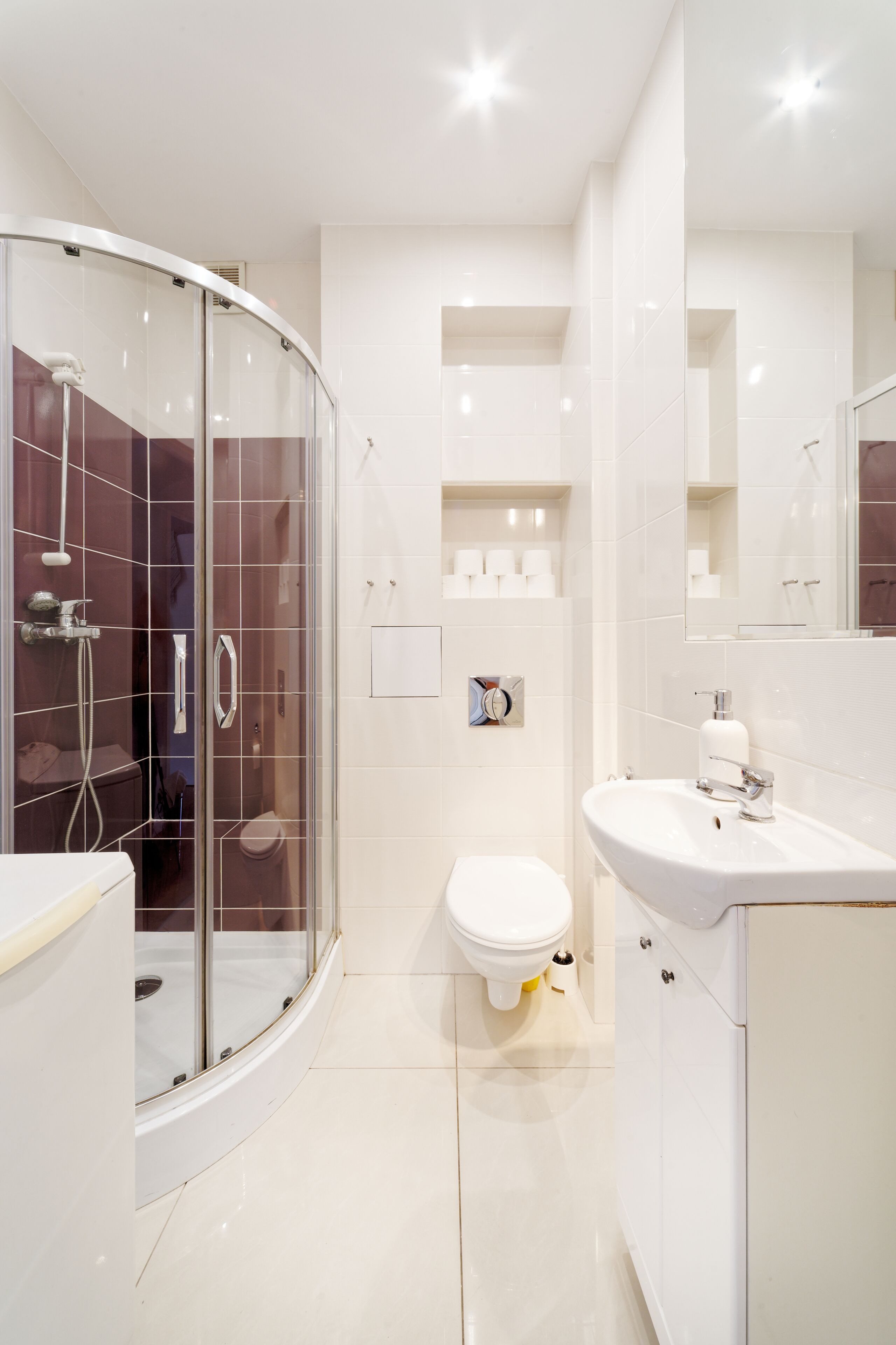 Basic Apartment, 2 Bedrooms, City View (2) | Bathroom