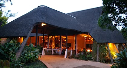 Inkwenkwezi Private Game Reserve