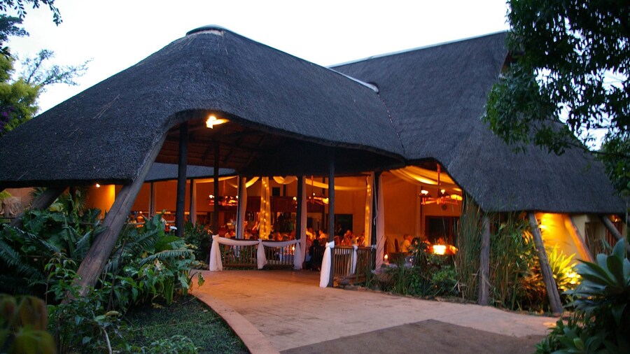 Inkwenkwezi Private Game Reserve