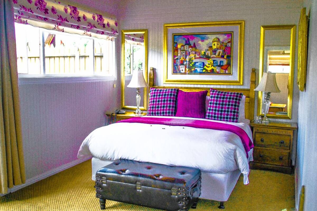 10 Luxury Pool 2- bedroom Family Chalet | Minibar, in-room safe, cots/infant beds, free WiFi
