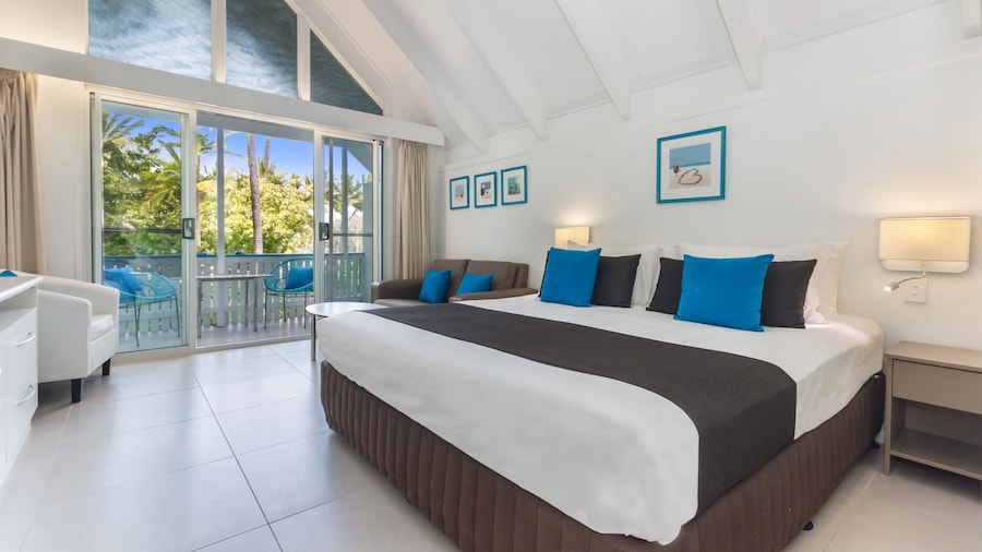 By The Sea Port Douglas