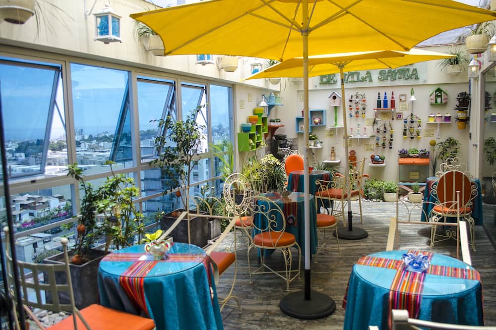 Hotel Vila Santa
