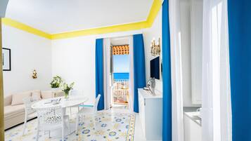 Apartment, 2 Bedrooms | Egyptian cotton sheets, premium bedding, down duvets, in-room safe