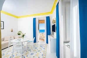 아파트, 침실 2개 | 이집트산 면 시트, 고급 침구, 오리/거위털 이불, 객실 내 금고