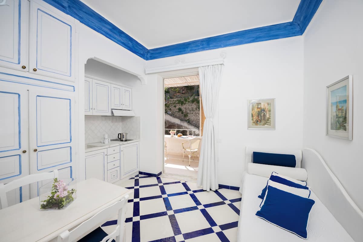 Apartment, 1 Bedroom | 1 bedroom, Egyptian cotton sheets, premium bedding, down comforters