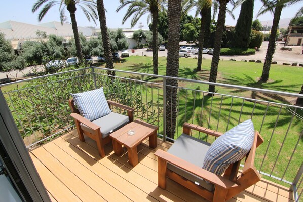Family Room | Balcony