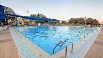 Piscina stagionale all'aperto