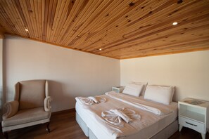 Suite, terrasse | 1 chambre, chambres insonorisées, fer et planche à repasser